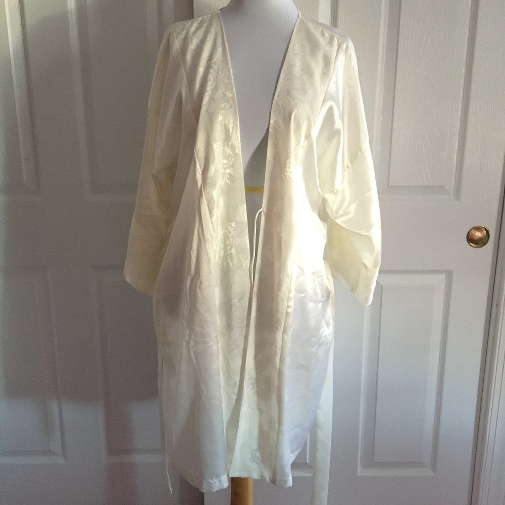 LA Intimates Satin Ivory Robe - Picture 2 of 6